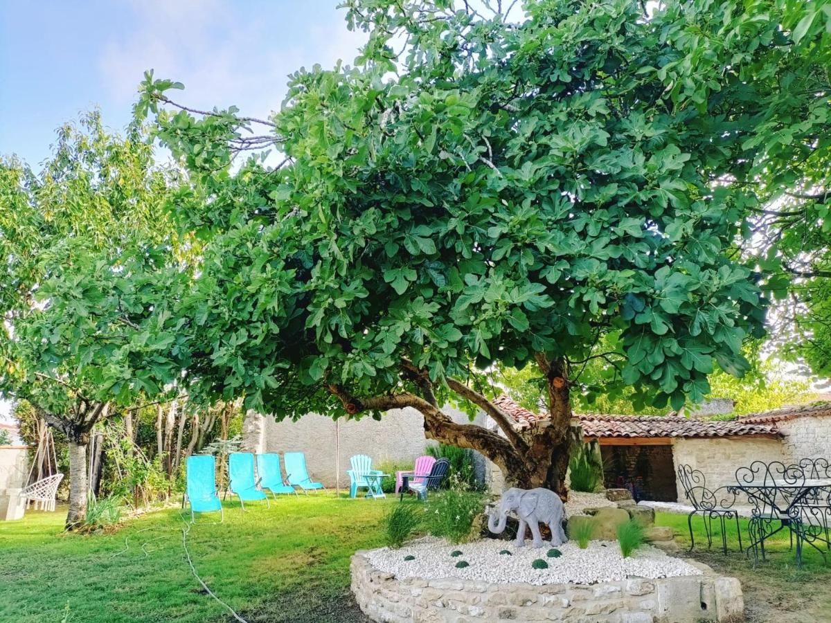 Gite 3 Etoiles Avec Spa, 2 Chambres Le Logis De Pearl Salles-sur-Mer Exterior photo